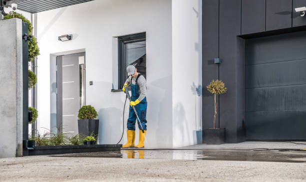 Best Pool Deck Cleaning  in Hillview, KY